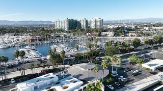 "Sailing in Luxury: An Intimate Look at Our Magnificent Yacht"