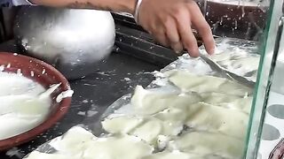 Ye kon peena chahega???? #indianstreetfood #streetfood #lassi #ghaziabad #delhi #delhistreetfood
