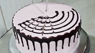 From bland to grand, cake magic in your hand!