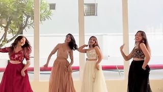 Savaria ✨ #dance #youtubeshorts #bollywood #navratri @NeetiMohan18