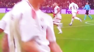 Footballers unbelievable moments