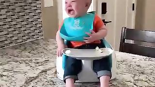 Top 10 weirdest moments of funny babies