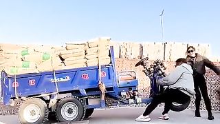 dump-type tricycle farmers_ good helper ????