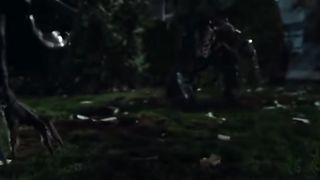 Fugitive Vs Upgrade Predator Scene...  The Predator (2024)