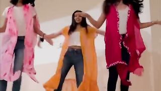Kesariya tera #youtubeshorts #shortsvideo #kesariyadancemix