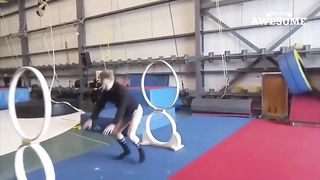 Виды спорта этот человек делает невероятное вещи