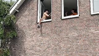 Girl_Jump_