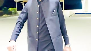 خان
