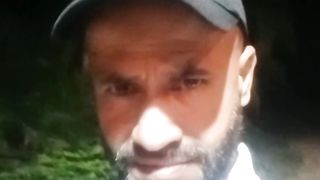 Parun ko khol zamana uran dekhta hai