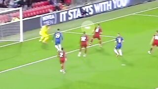 Hazard VS Walcott VS Messi VS Son - Solo goal challenge