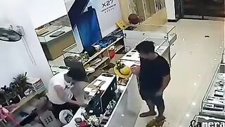 Aquele momento que você acha que vai ser só um peidinho.