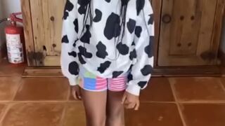 Cali teaches kirah tiktok dance