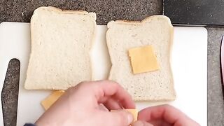 Delicious Mini Sandwiches (lifehack)