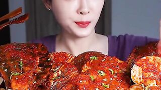 Korean asmr eating