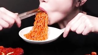 Asmr korean eating