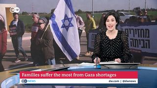 Gaza update_ Israeli activists block 'vital' aid deliveries into Gaza _ DW News.