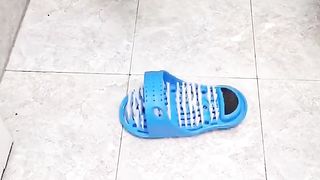 Practical Tools Cleaning soles of the foot.