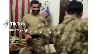 Funny dance army #hahahs#