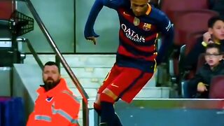 Neymar Rare Freestyle Skills in Matches