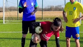 BALL STACKING CHALLENGE