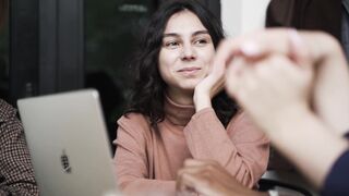 "Screen Savvy: Strategies for Effective Virtual Meetings"