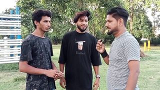 Wo kon sa badshaa ha jis ka koi mehal ni ha