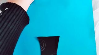 Draw 3D by utilizing dry leaves and double tape