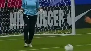 Women vs Men Goalkeeping