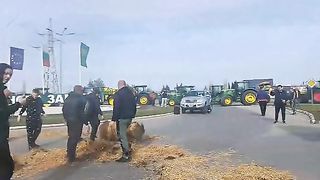 ПРОТЕСТИ НА ЗЕМЕДЕЛЦИ В БЪЛГАРИЯ