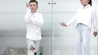 Шаффл-Баттл-Who-BEST-DANCER-28M-SUBS-TUZ_9