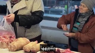 موقف_مؤثر_لعجوز_عفيفة_النفس_لا_تملك_المال_لشراء_الطعام_