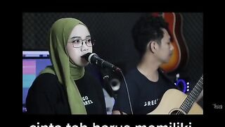 Idahyastami cinta harus memiliki st12