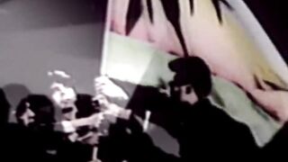 Indochine - L'aventurier (Clip officiel).