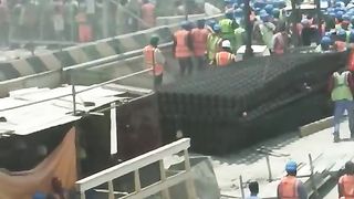 Saudi Arabia labor work video