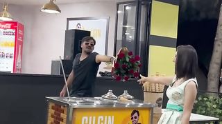 Kırmızı_güller_aldım_çiçek_pazarından????????????_#çılgındondurmacı_#kalbimsin(720p). Upload