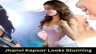 Jhanvi Kapoor Spotted At TBMAUJ Special Premier Viral Masti Bollywood