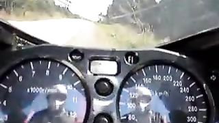 Motorcycle acceleration to 340 km/h