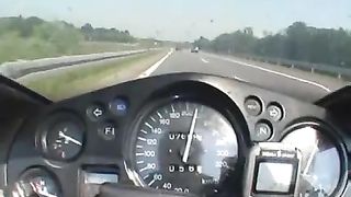 Honda CBR-1100XX - 330 km/h