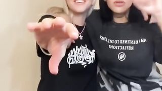 muéveloo-cazzu-lisa-fyp-cazzu-youngmiko