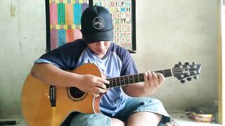 Jeniver lopez cover alip_ba_ ta on-the-floor( fingerstyle)