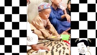 Mukbang kid ????????