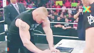 Brock Lesnar ने सबक सिखाया Dean Ambrose और Roman Reigns