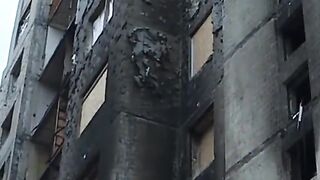 БЪЛГАРСКАТА ДЕЛЕГАЦИЯ ПОСЕТИ РАЗРУШЕНИ КВАРТАЛИ В КИЕВ
