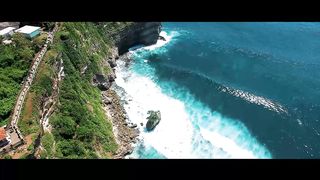 ONE MINUTE ON BALI
