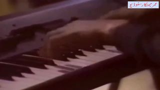 Chale To Kat Hi Jaye Ga Safar (Musarrat Nazir) With Heera Jhankar