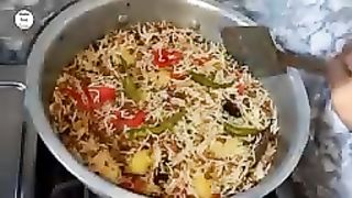 Aloo Or Sabut Masoor Dal Ka Pulao Recipe ♥️♥️♥️