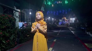 Shakila Oriin - Tahajjud Cipt. Jack Sipenyair songs