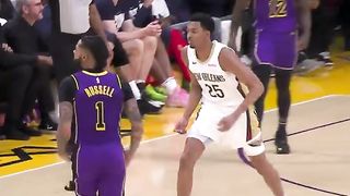#lakers must watch D angello Russell doing the video game mode interesting.