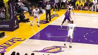 #lakers . LeBron James was incredible last night check it out