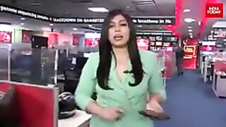 Air hostess Screams "Iam not your Servant at a Passenger in a Flight from Turkey to India